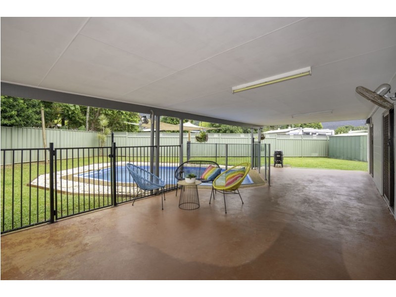 11 THERESA CLOSE, Woree QLD 4868