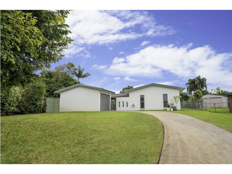 11 THERESA CLOSE, Woree QLD 4868