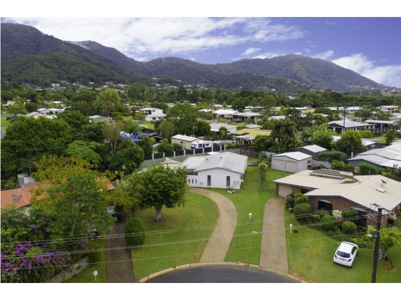 11 THERESA CLOSE, Woree QLD 4868