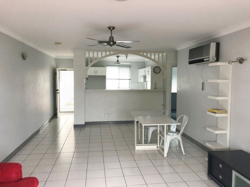 11/158 McLeod Street, Cairns North QLD 4870