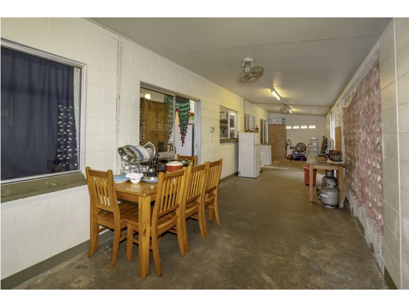 187 Swallow Street, Mooroobool QLD 4870