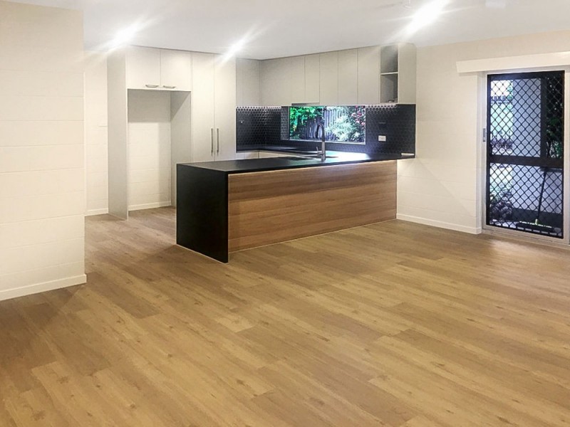 9 Anivas Close, Freshwater QLD 4870