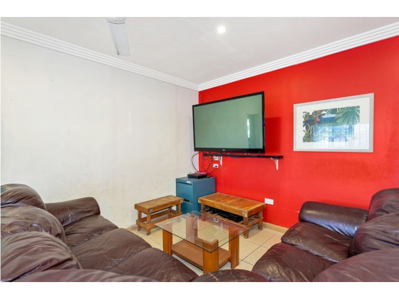 155 Swallow Street, Mooroobool QLD 4870