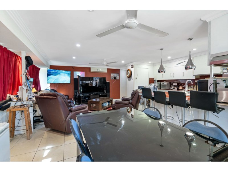 155 Swallow Street, Mooroobool QLD 4870