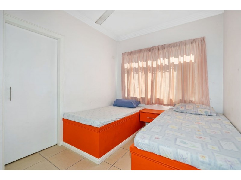 155 Swallow Street, Mooroobool QLD 4870