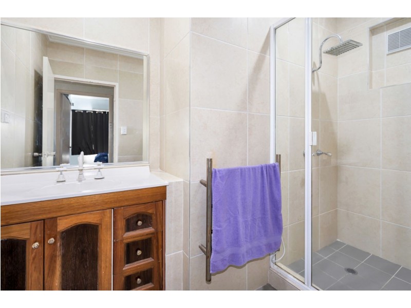 155 Swallow Street, Mooroobool QLD 4870