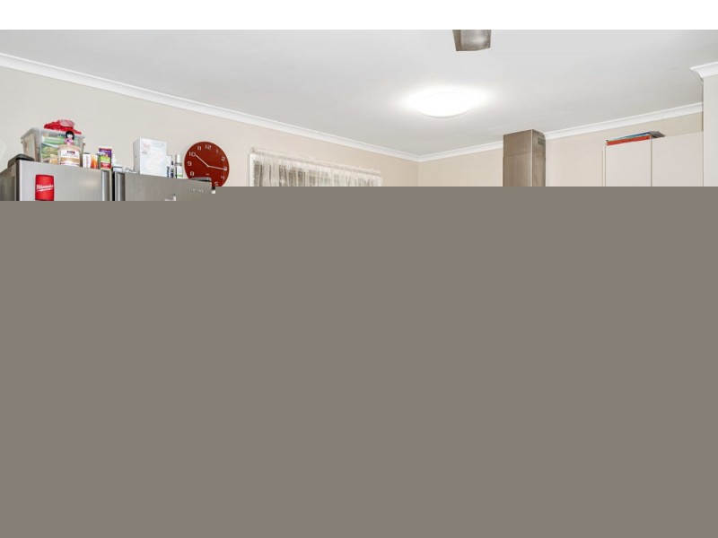 33 Nephrite Street, Woree QLD 4868