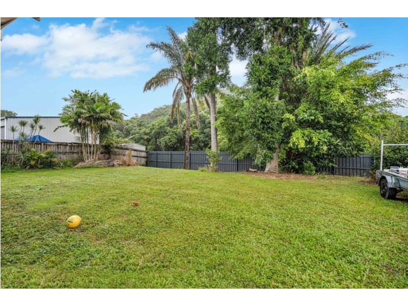 33 Nephrite Street, Woree QLD 4868