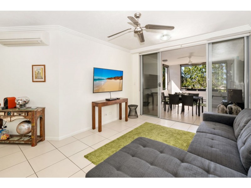 33/9 McLean Street, Cairns North QLD 4870