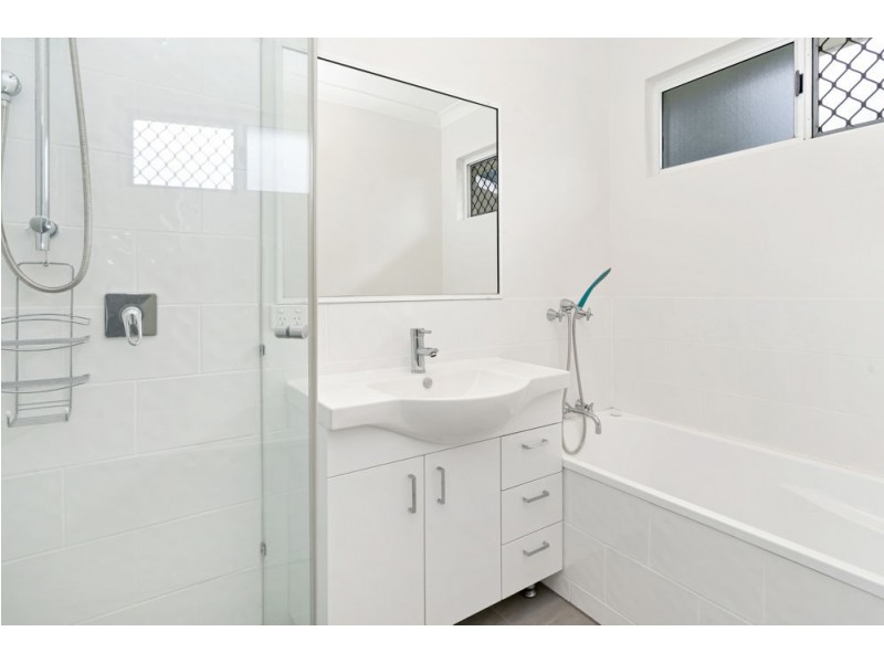 20 Whale Close, Kewarra Beach QLD 4879