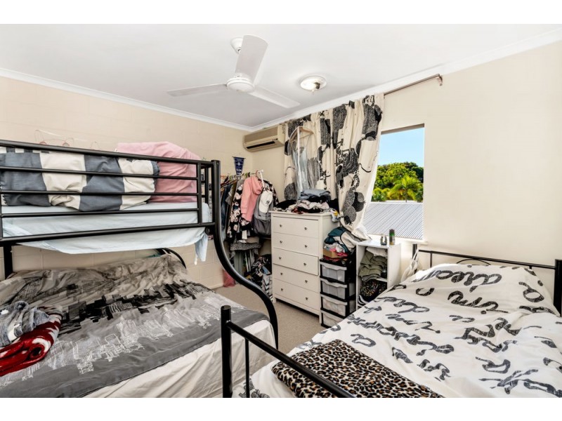 10/17-19 Sandown Close, Woree QLD 4868