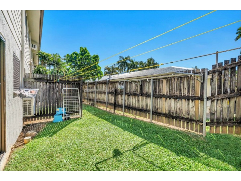 10/17-19 Sandown Close, Woree QLD 4868