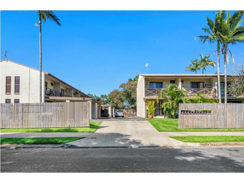10/17-19 Sandown Close, Woree QLD 4868