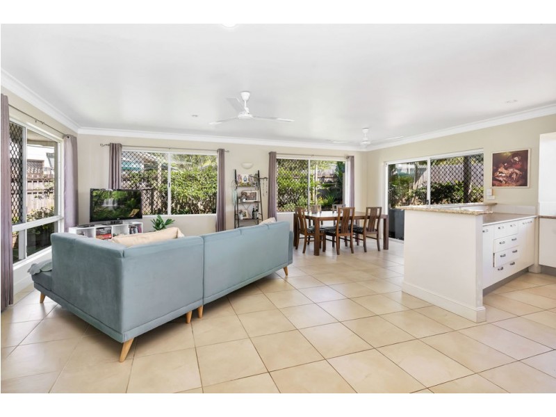 36 Cyperus Drive, Redlynch QLD 4870