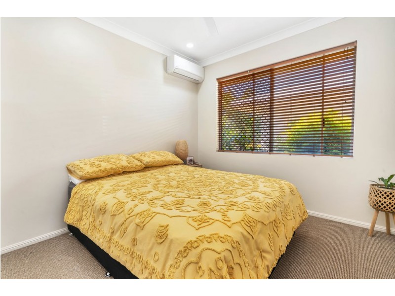 36 Cyperus Drive, Redlynch QLD 4870