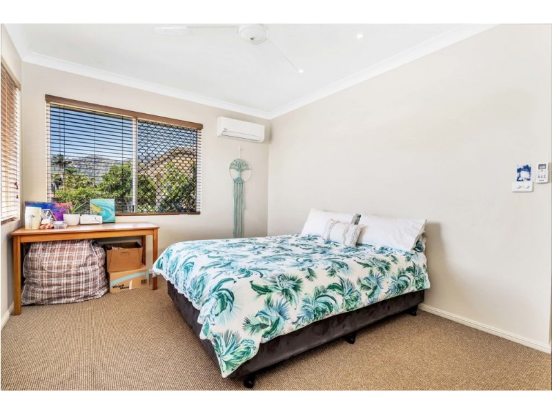 36 Cyperus Drive, Redlynch QLD 4870