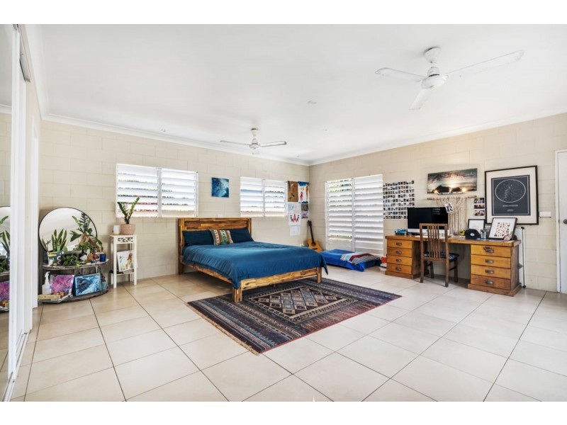 36 Cyperus Drive, Redlynch QLD 4870