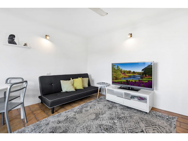 15/248 Sheridan Street, Cairns North QLD 4870