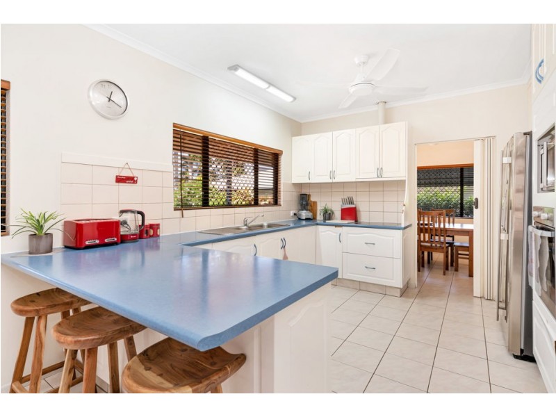 206 Jensen Street, Edge Hill QLD 4870