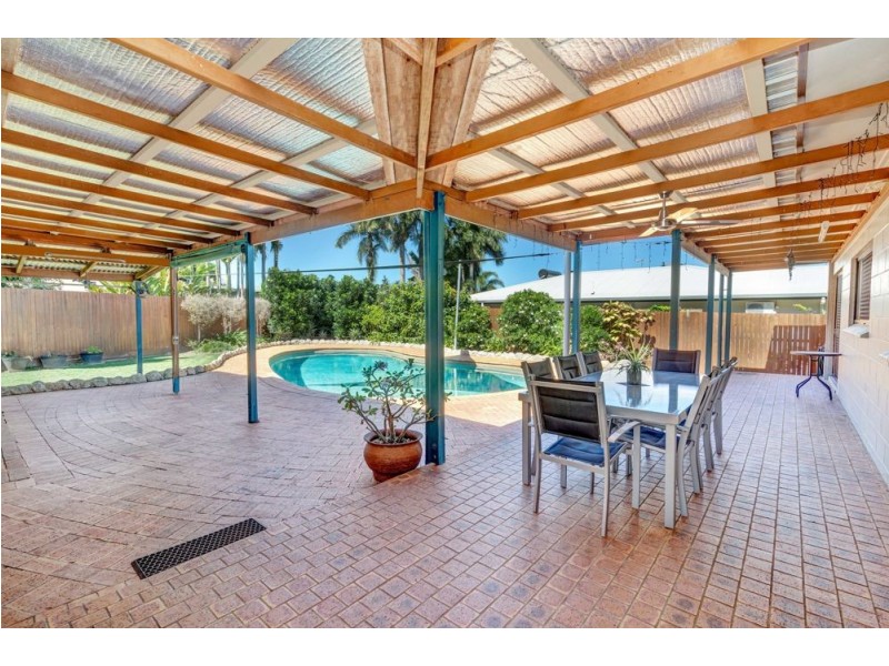 206 Jensen Street, Edge Hill QLD 4870