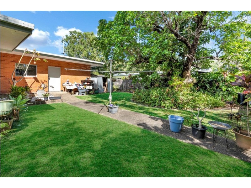 66 Macilwraith Street, Manoora QLD 4870