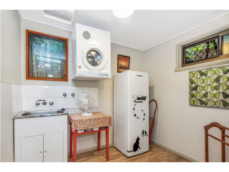 6 Crowley Close, Whitfield QLD 4870