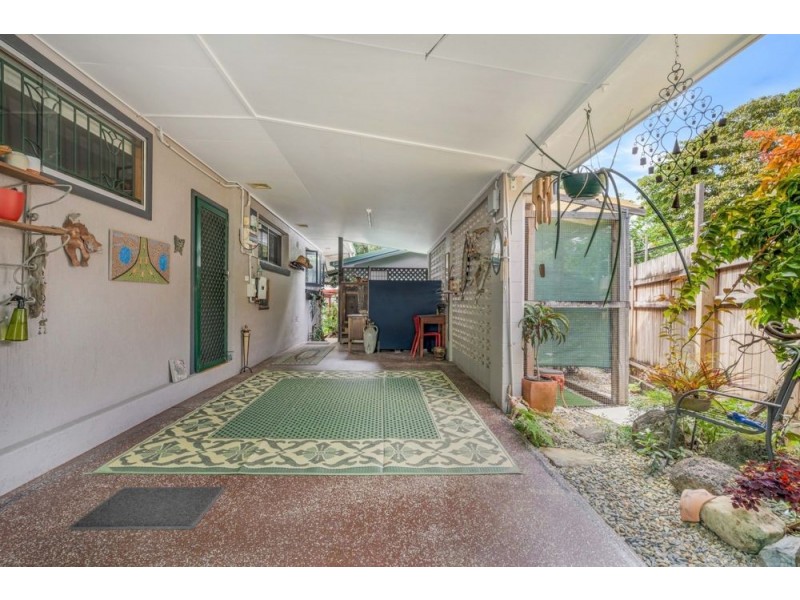 6 Crowley Close, Whitfield QLD 4870