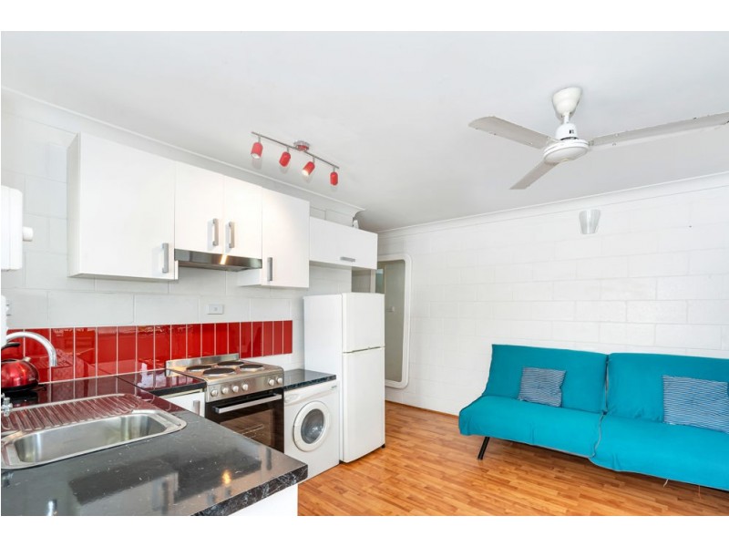 16/248 Sheridan Street, Cairns North QLD 4870