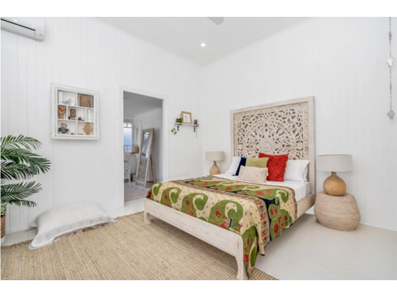 316 Pease Street, Edge Hill QLD 4870