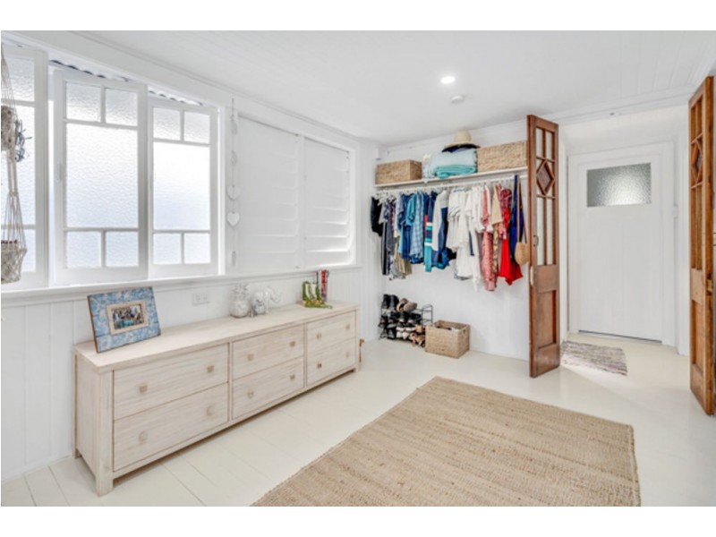 316 Pease Street, Edge Hill QLD 4870