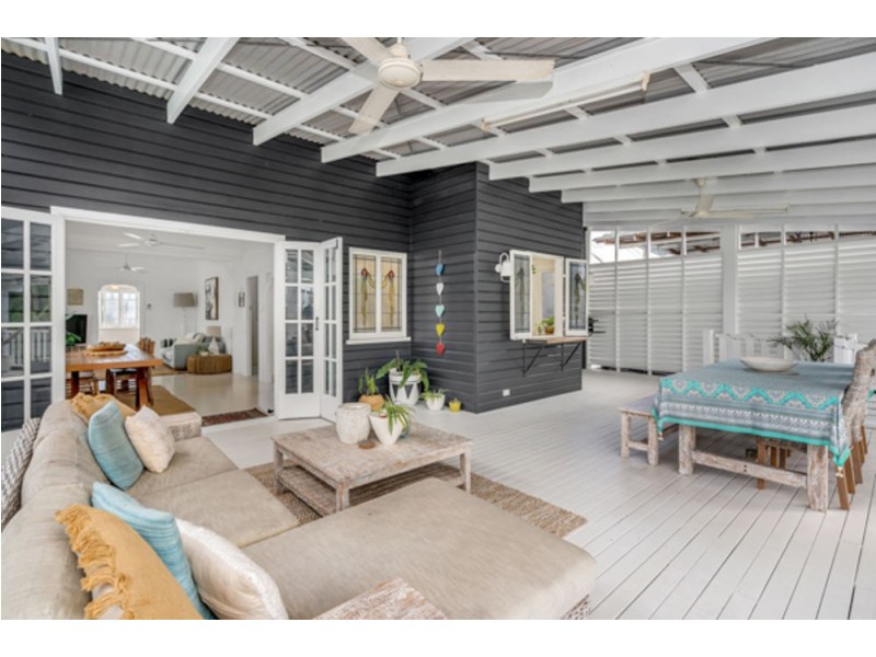 316 Pease Street, Edge Hill QLD 4870