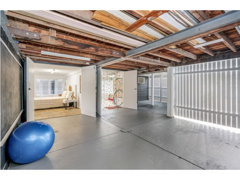 316 Pease Street, Edge Hill QLD 4870