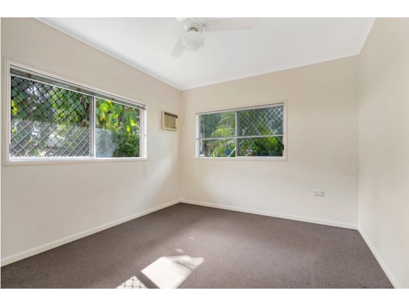 7 Robin Close, Bayview Heights QLD 4868