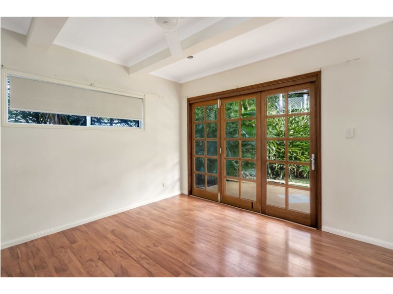 7 Robin Close, Bayview Heights QLD 4868