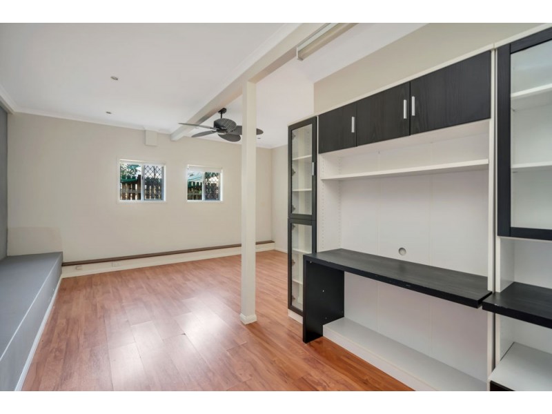 7 Robin Close, Bayview Heights QLD 4868