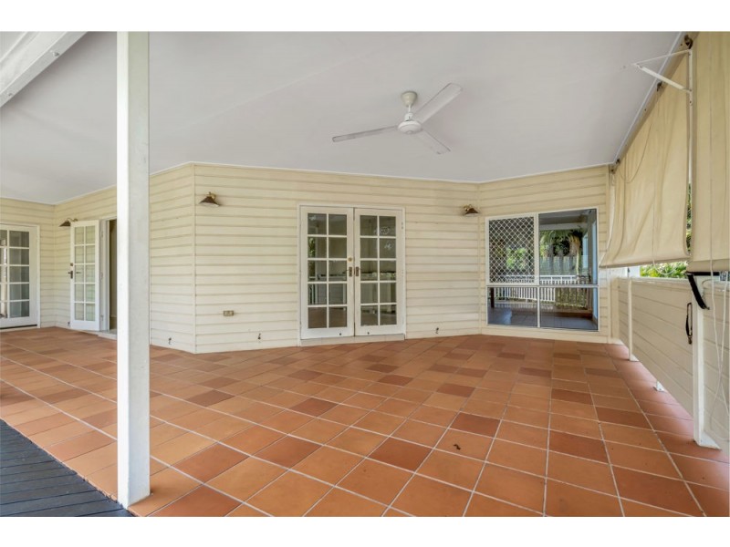 7 Robin Close, Bayview Heights QLD 4868