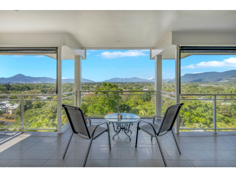 13 Bellevue Crescent, Edge Hill QLD 4870