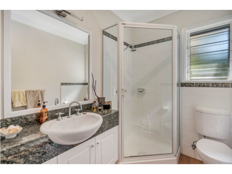 13 Bellevue Crescent, Edge Hill QLD 4870