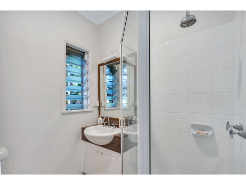 13 Bellevue Crescent, Edge Hill QLD 4870