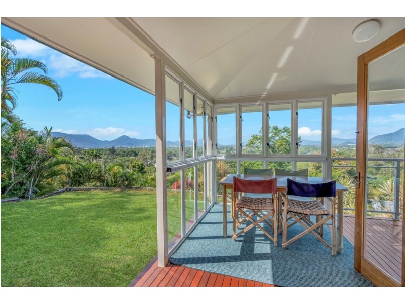 13 Bellevue Crescent, Edge Hill QLD 4870