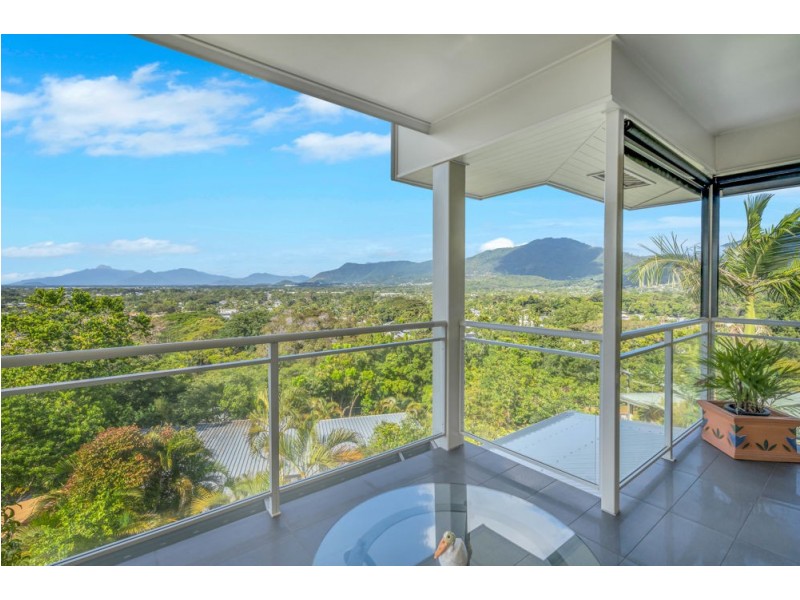 13 Bellevue Crescent, Edge Hill QLD 4870