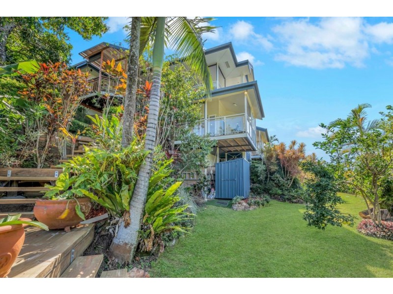 13 Bellevue Crescent, Edge Hill QLD 4870