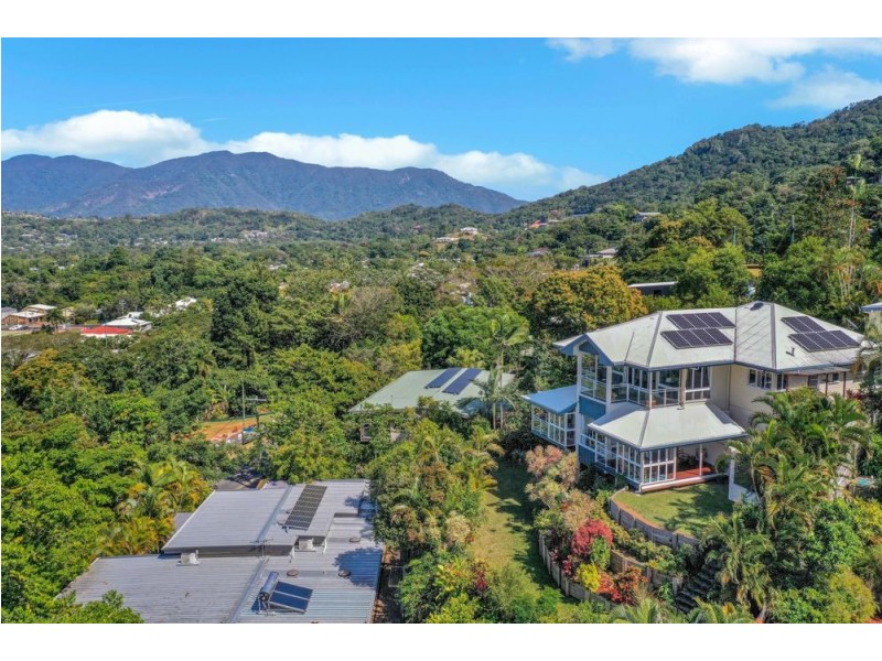 13 Bellevue Crescent, Edge Hill QLD 4870