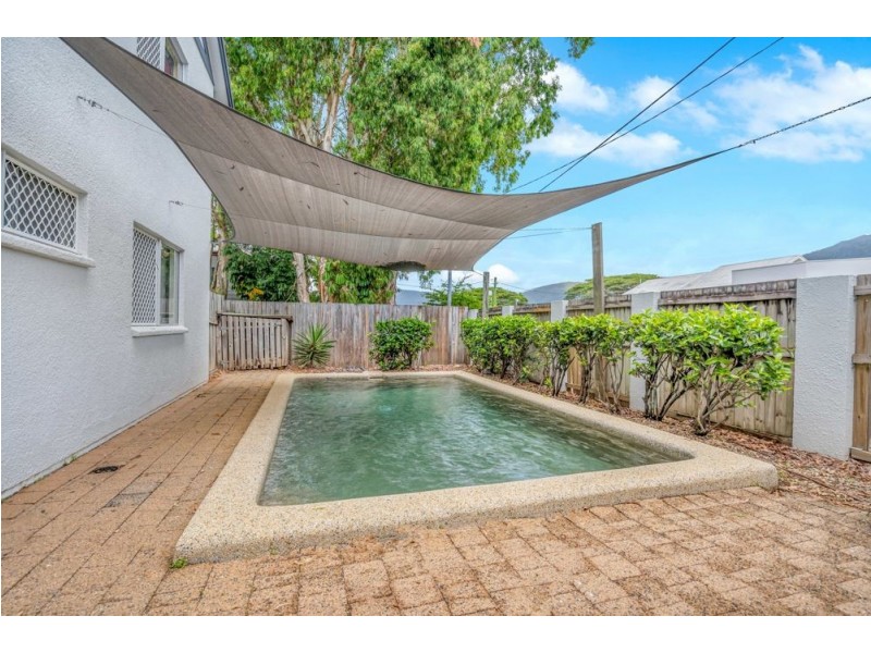 3/12 Mayers Street, Manunda QLD 4870