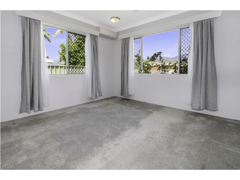 15 Calder Street, Edge Hill QLD 4870