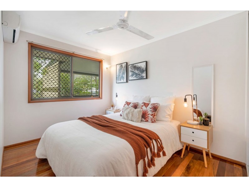 5 Iona Close, Edge Hill QLD 4870