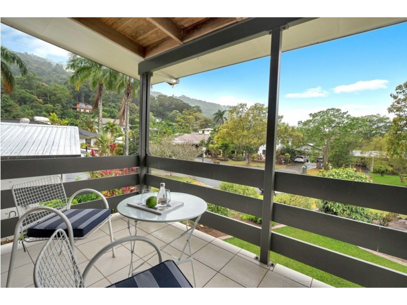 5 Iona Close, Edge Hill QLD 4870