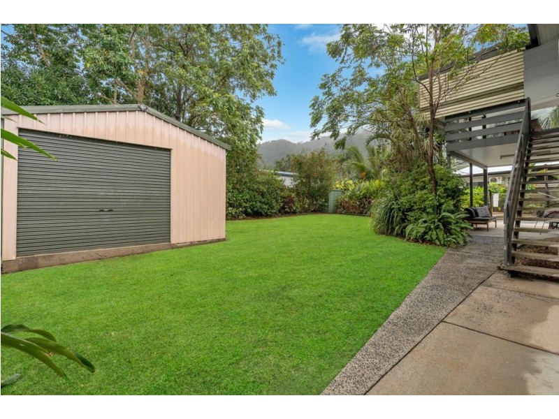 5 Iona Close, Edge Hill QLD 4870