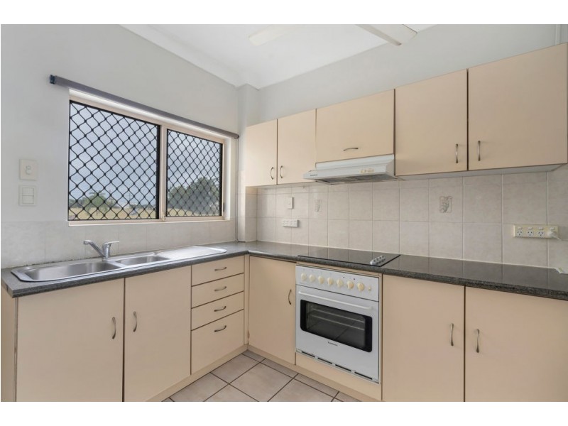 9/16 Winkworth Street, Bungalow QLD 4870