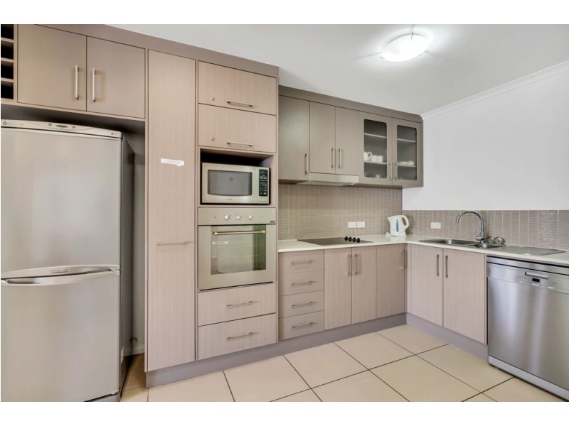 107/2 Oliva Street, Palm Cove QLD 4879